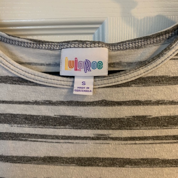 Lularoe Irma T-Shirt - Picture 2 of 3